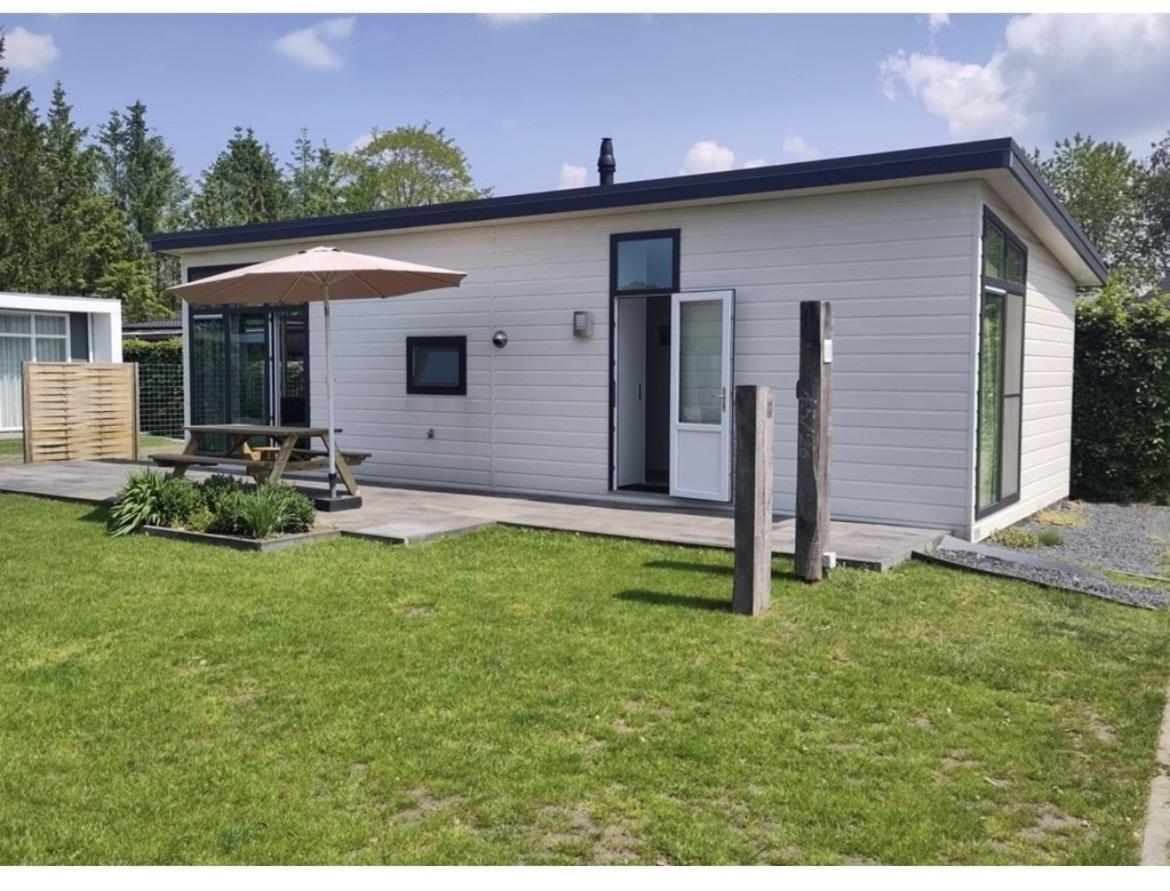 Knus Chalet Heidebloem Putten Eksteriør billede